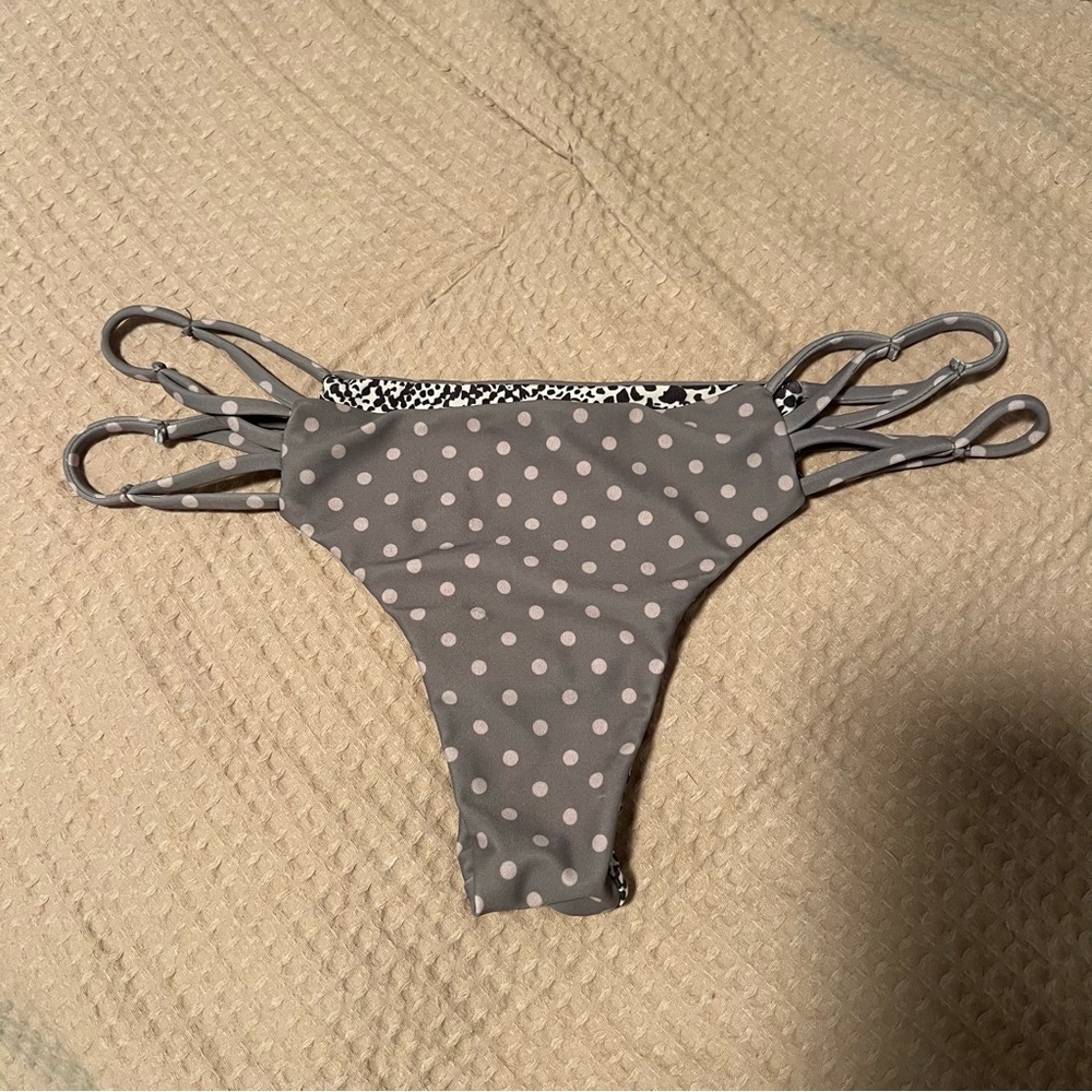 acacia maui bottoms in puka M